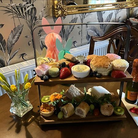 Cornerhouse Guesthouse ペンリス エクステリア 写真