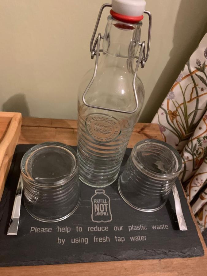 Cornerhouse Guesthouse ペンリス エクステリア 写真